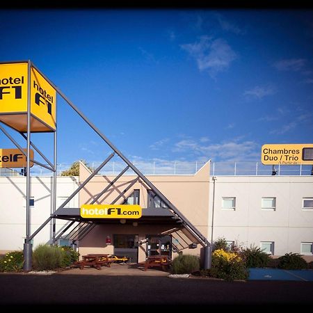 Hotelf1 Villeneuve Loubet Exterior foto
